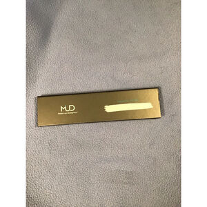 MUD Make-up Designory Eyeshadow Palette Dark Grey Multi-color NEW